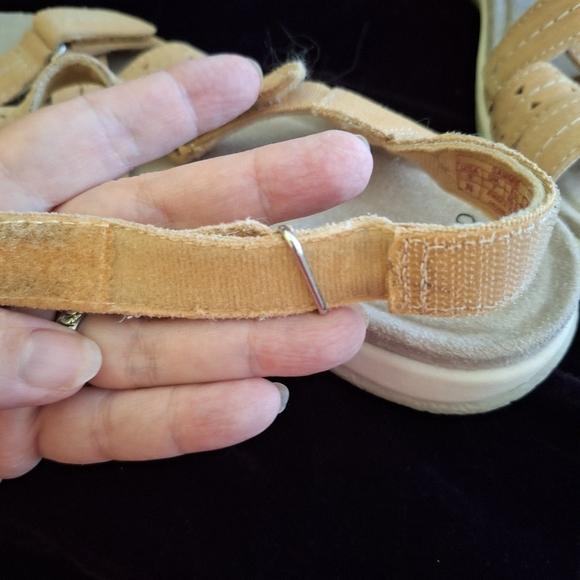 Earth Origins Women’s Sammie Yellow Leather Flat Heel Sandals Shoes US 9 N - Picture 10 of 12